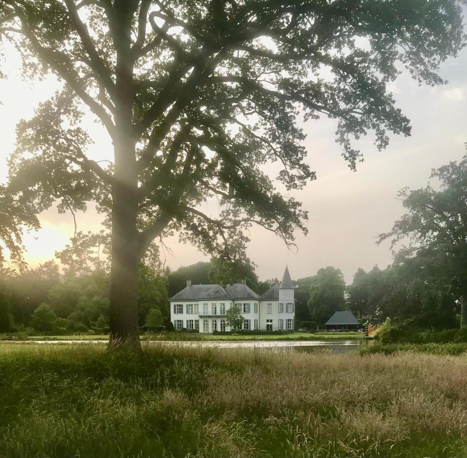 B&B Kasteel Den Tip Arendonk 외부 사진